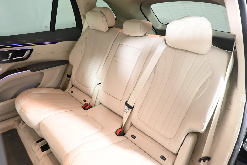 Certified Used 2023 Black Mercedes-Benz 450 image 4