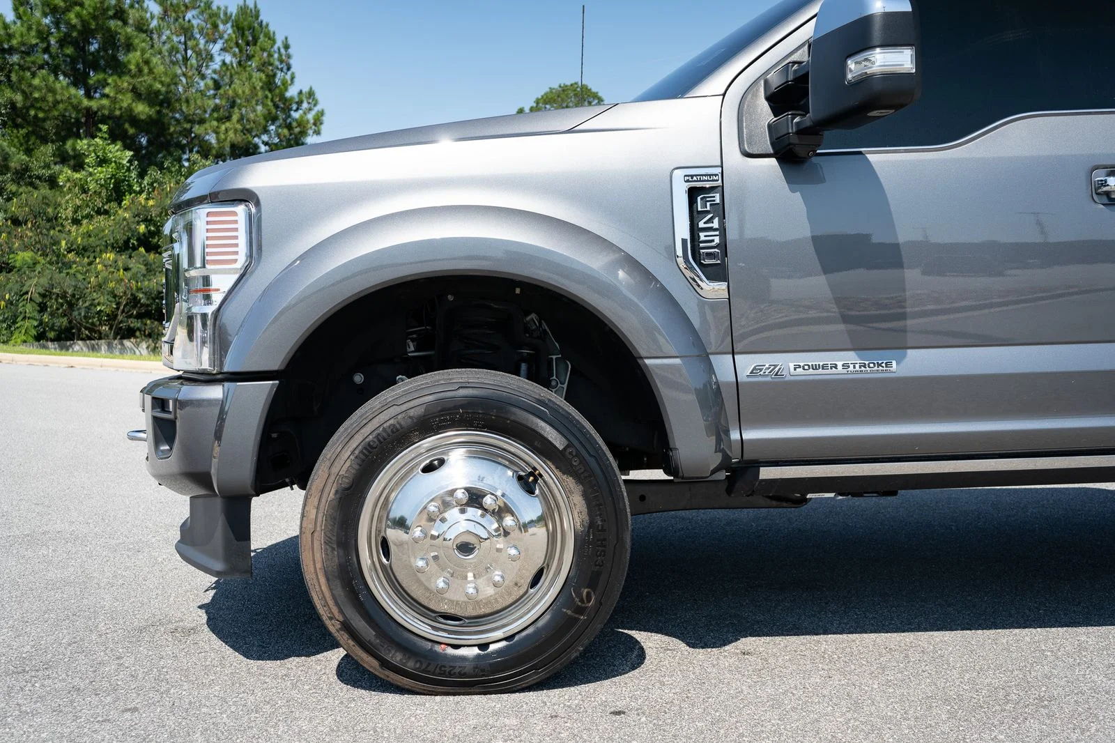 Used 2022 Gray Ford Platinum image 11