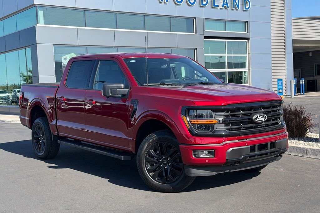 New 2026 Ruby Red Metallic Tinted Clearcoat Ford XLT image 2