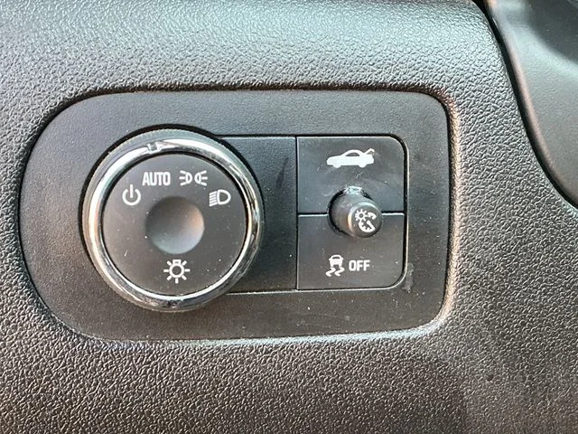 Used 2012 Gray Chevrolet LT image 19