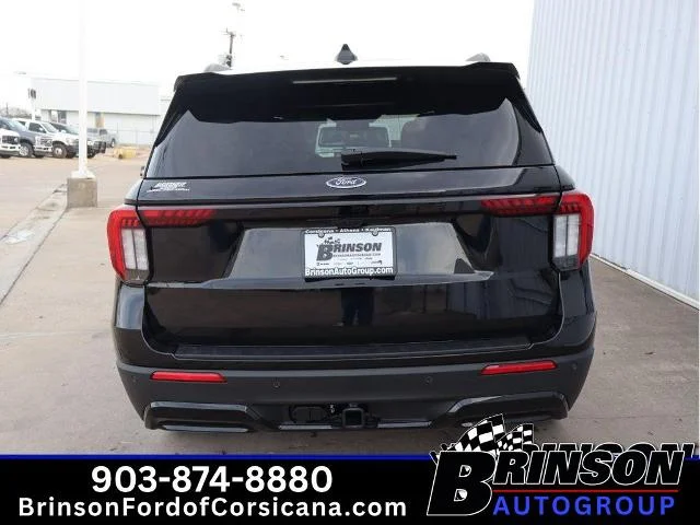 New 2026 Agate Black Metallic Ford ST-Line image 25