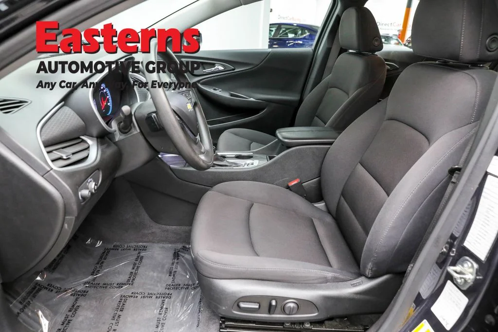 Used 2023 Gray Chevrolet LT image 14