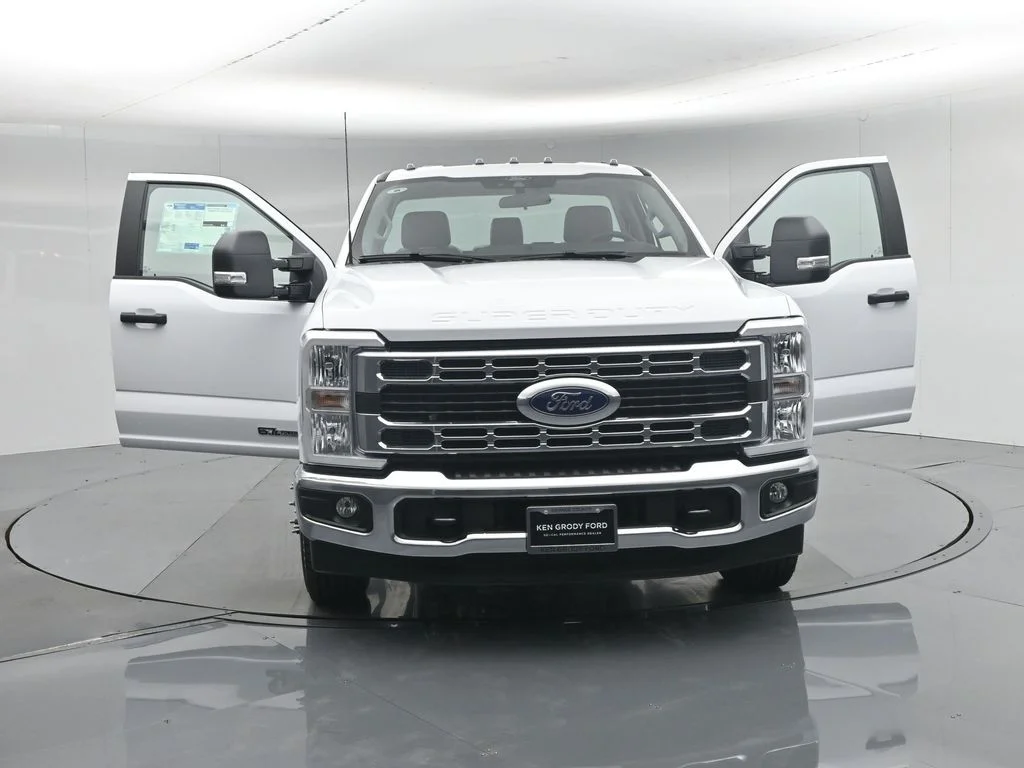New 2026 White Ford XL image 25