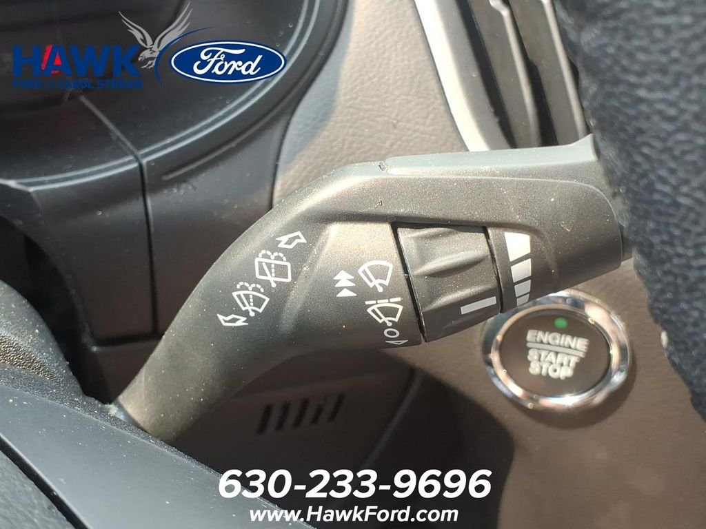 Used 2023 Red Ford SEL image 26