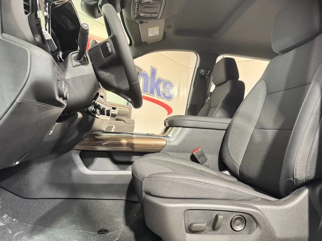 New 2026 Summit White Chevrolet LT image 8