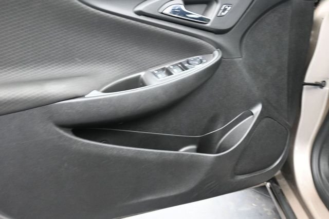 Used 2024 Mineral Gray Metallic Chevrolet LT image 15