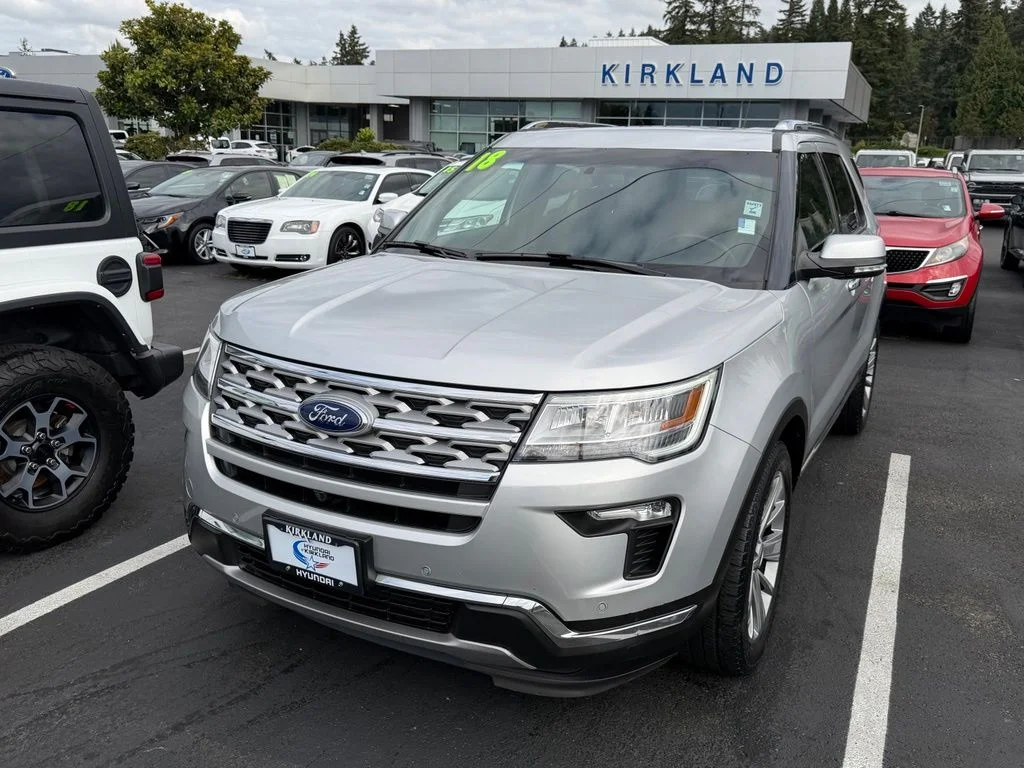 Used 2018 Ingot Silver Ford Limited image 4