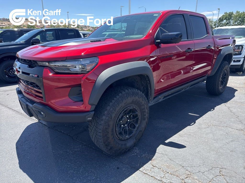2025 Chevrolet Colorado 4WD ZR2 Crew Cab Short Box's photo