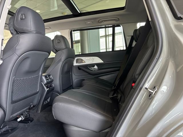 2025 Mercedes-Benz GLS Base - Photo 16