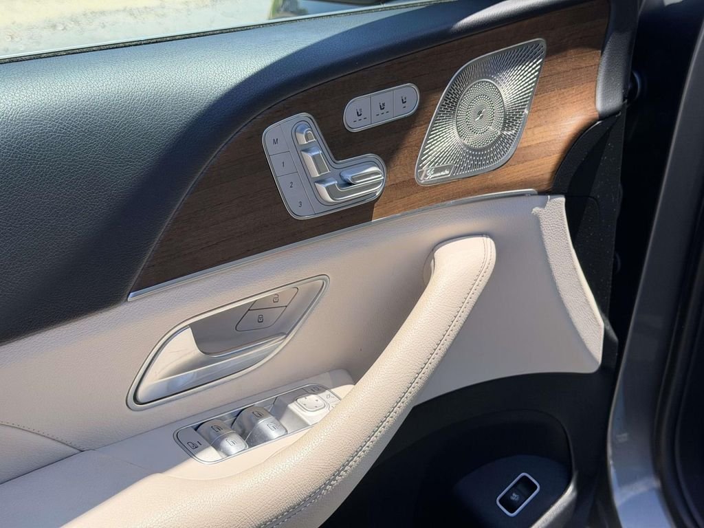 Used 2024 Gray Mercedes-Benz GLE 450 image 18