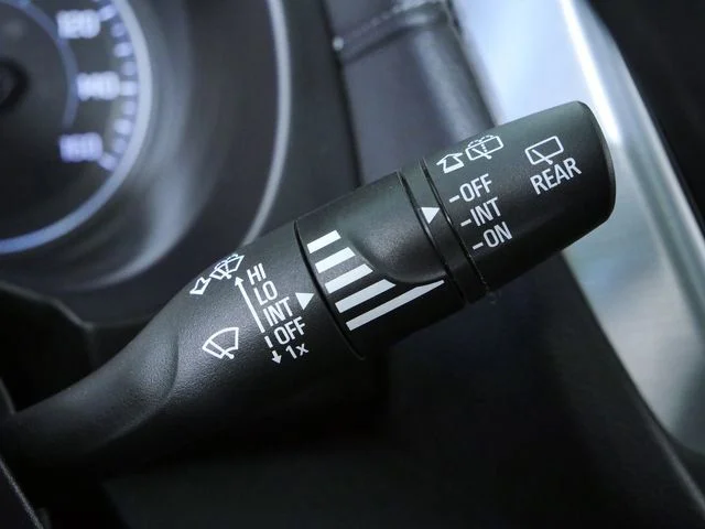 Used 2024 Blue GMC SLE image 30
