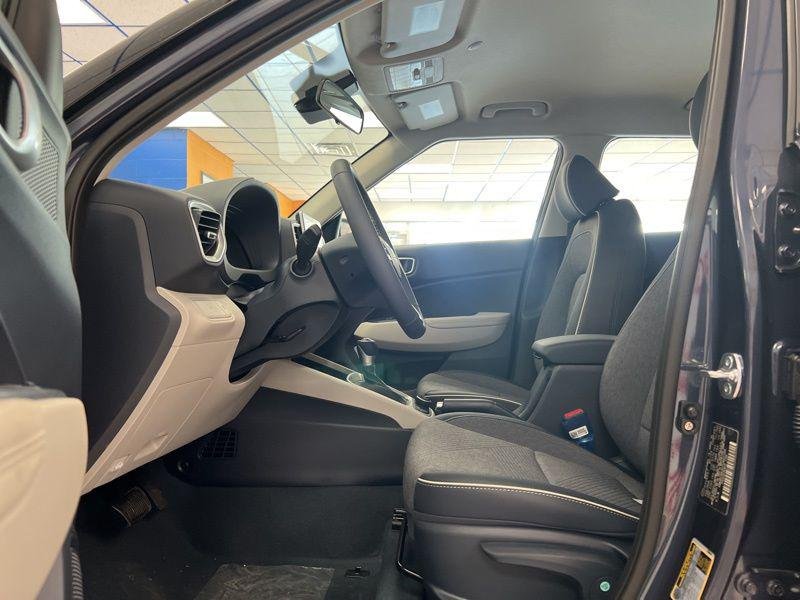 New 2026 White Hyundai SEL w/Two-Tone Roof image 14