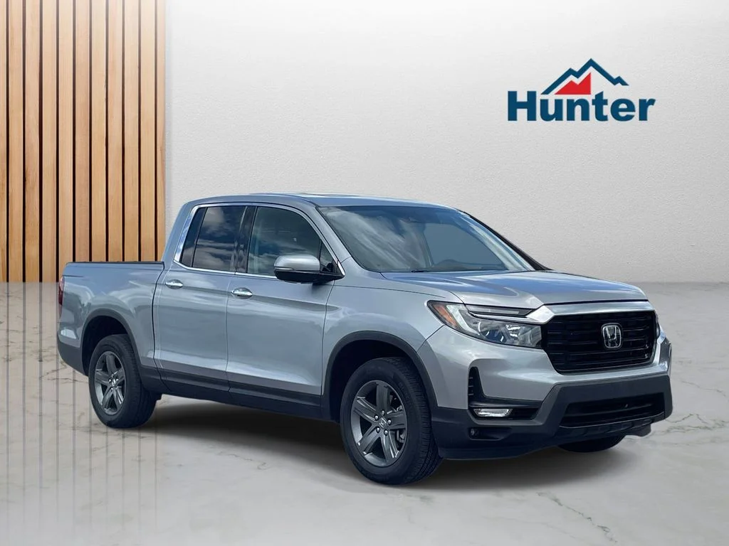 Used 2023 Lunar Silver Metallic Honda RTL-E image 1