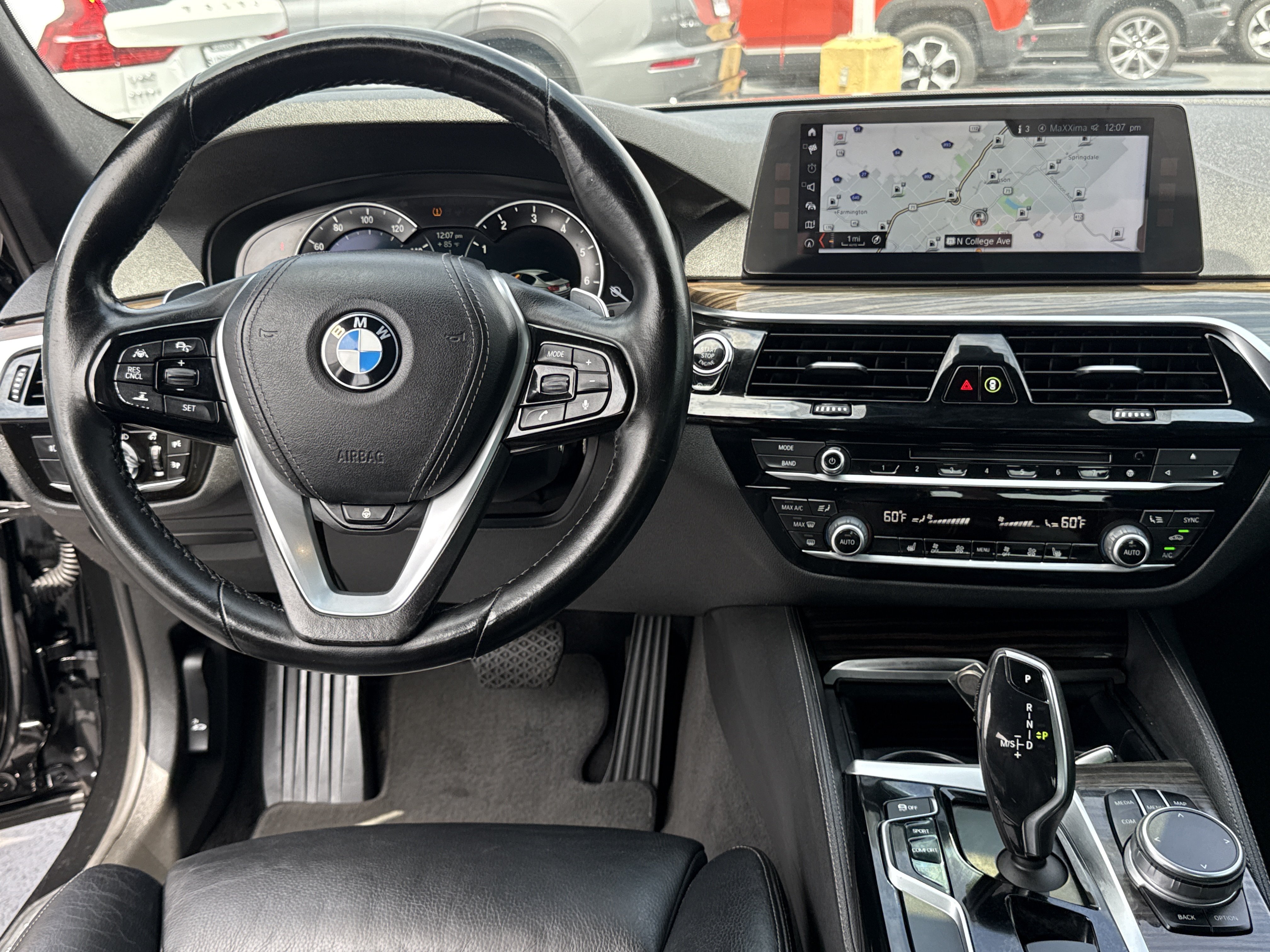 Used 2018 Black Sapphire Metallic BMW  image 7