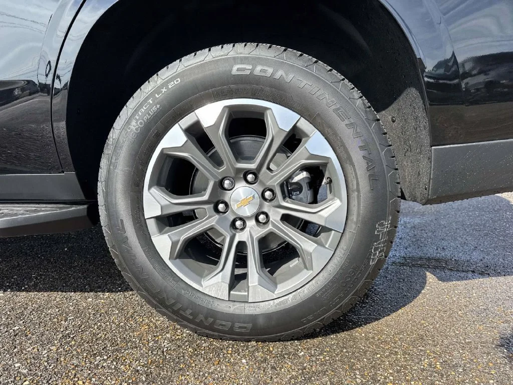 2026 Chevrolet Tahoe LS - Photo 19