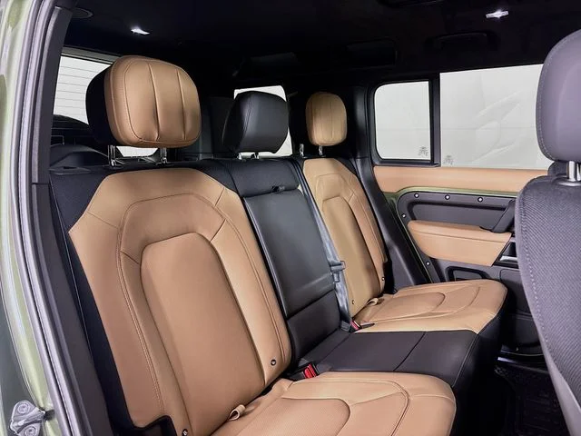 Used 2026  Land Rover X image 25