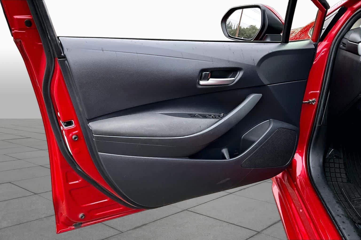 Used 2020 Barcelona Red Metallic Toyota LE image 21