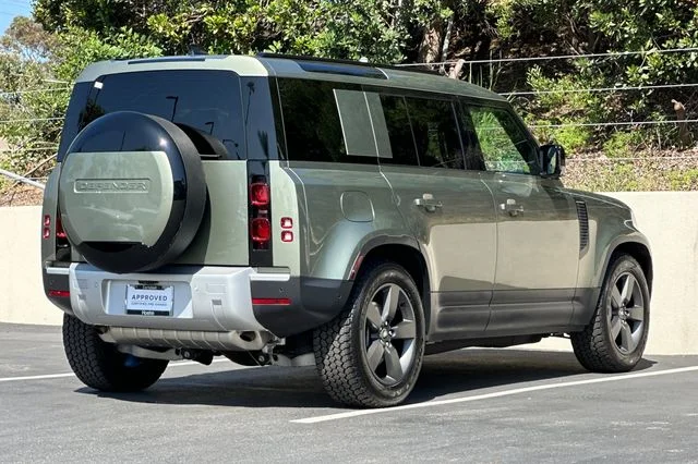 Certified Used 2025 Green Land Rover S image 5