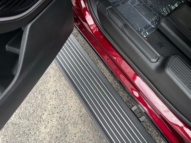 New 2026 Velvet Red Pearlcoat (DISC) Jeep Grand Wagoneer image 12