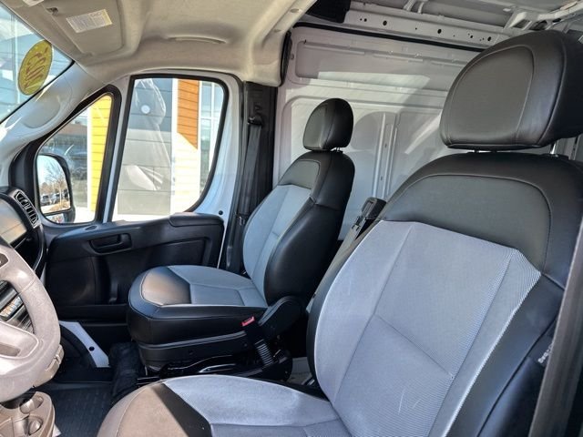 Used 2025 White Ram High Roof image 22