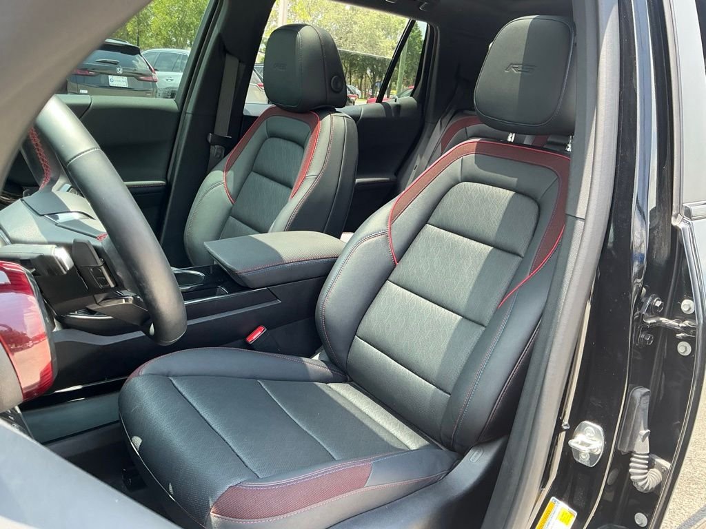Used 2025 Black Chevrolet RS image 35