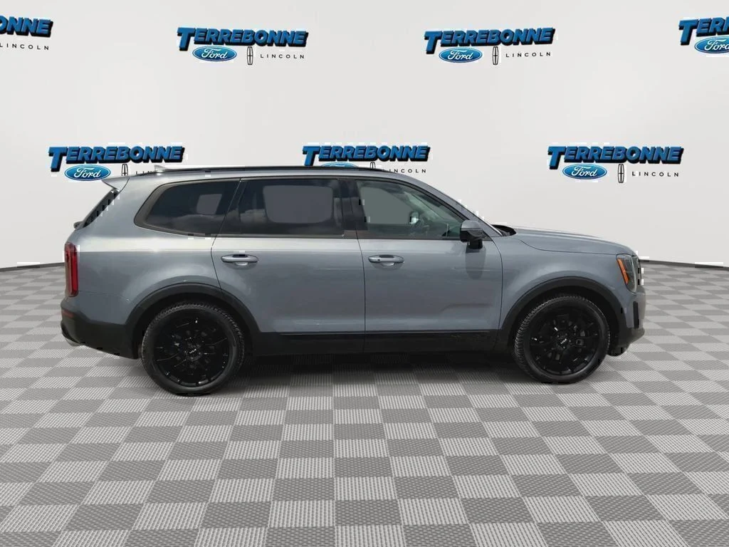 Used 2022 Everlasting Silver Kia SX image 9