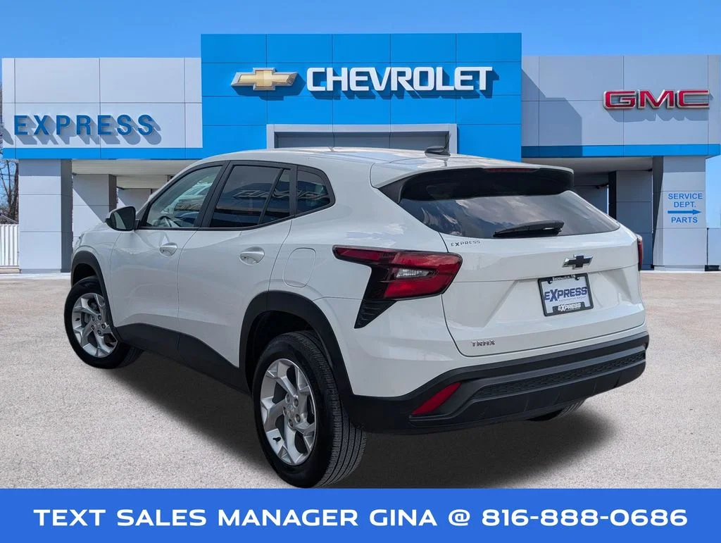 Certified Used 2025 White Chevrolet LS image 5