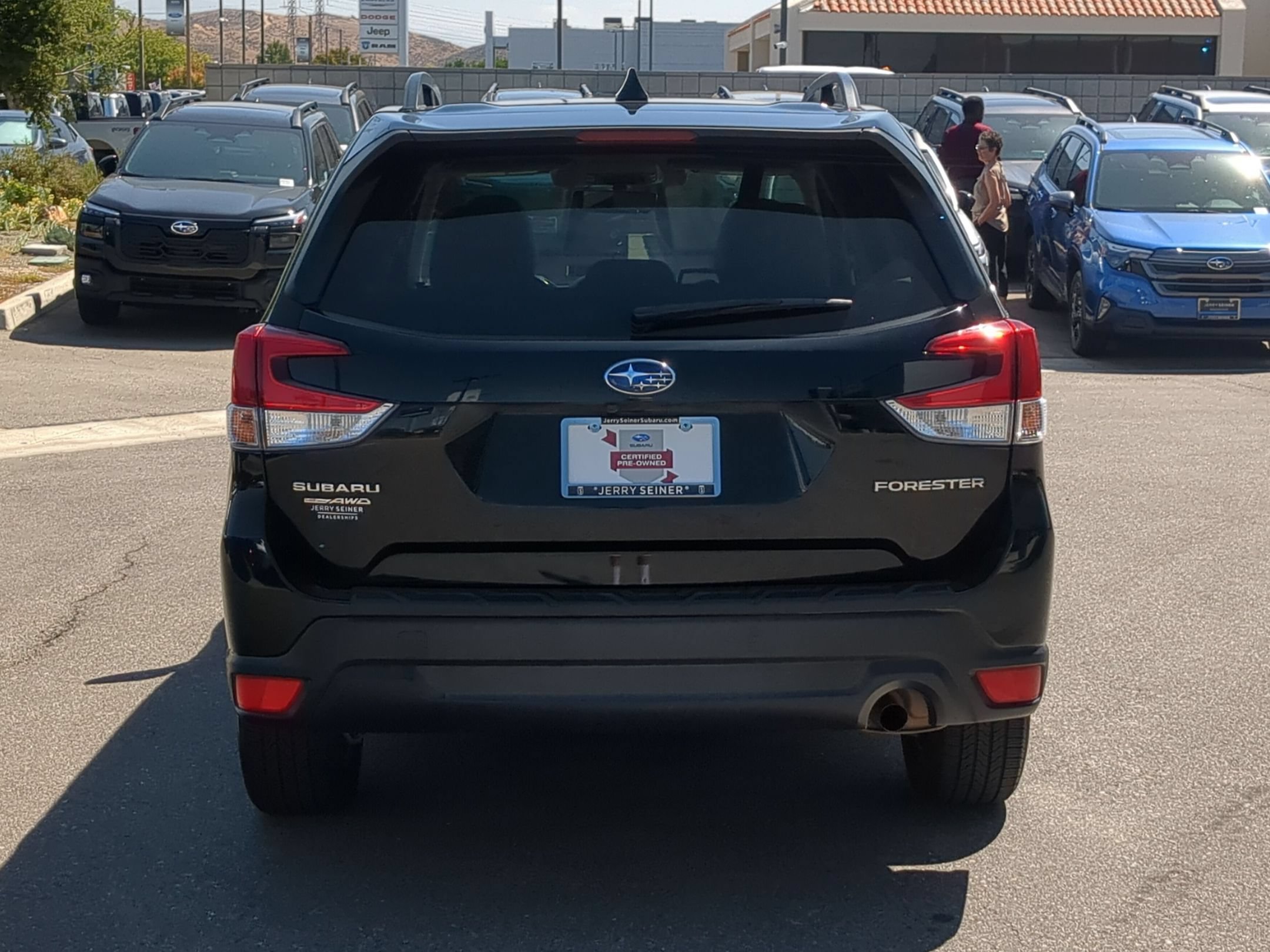 Used 2019 Crystal Black Silica Subaru Premium image 4