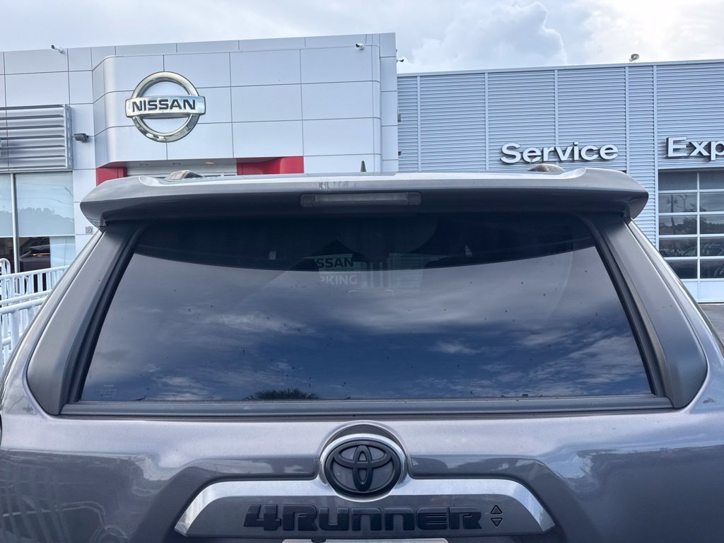 Used 2022 Gray Toyota SR5 Premium image 8