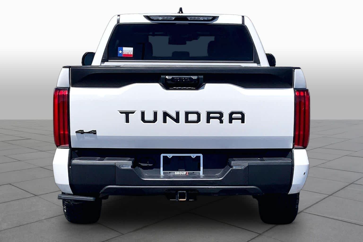Used 2023 Ice Cap Toyota SR5 image 5