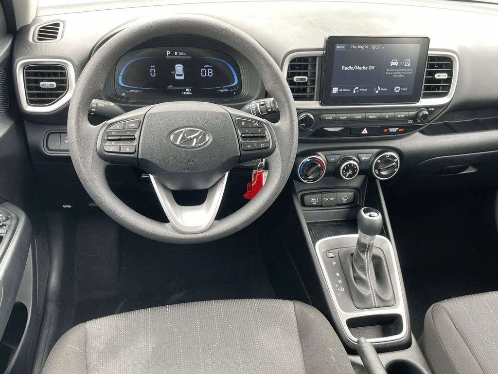 Used 2026 Blue Hyundai SE image 9