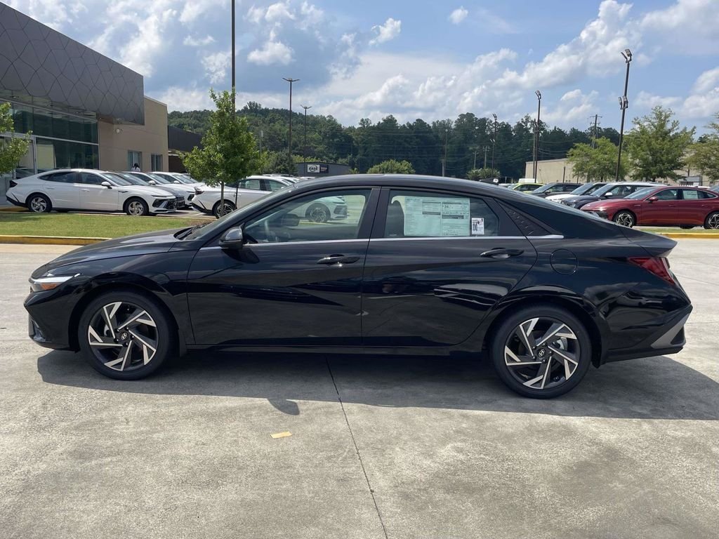 New 2026 Black Hyundai Limited image 6