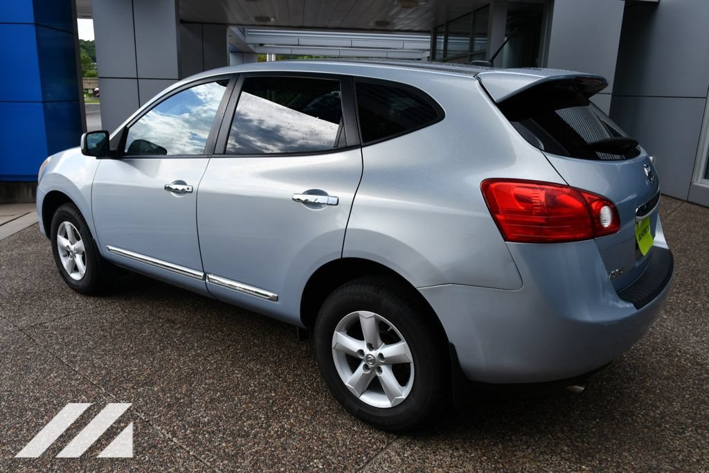 Used 2013 Frosted Steel Metallic Nissan S image 4