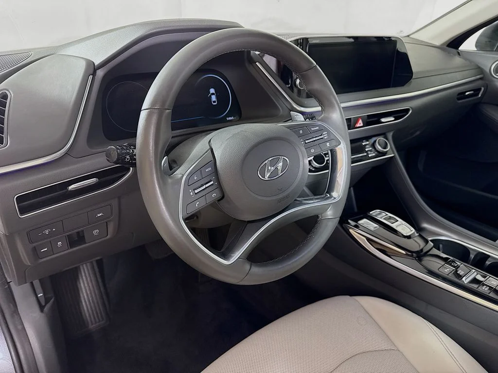 Used 2020 Gray Hyundai Limited image 9
