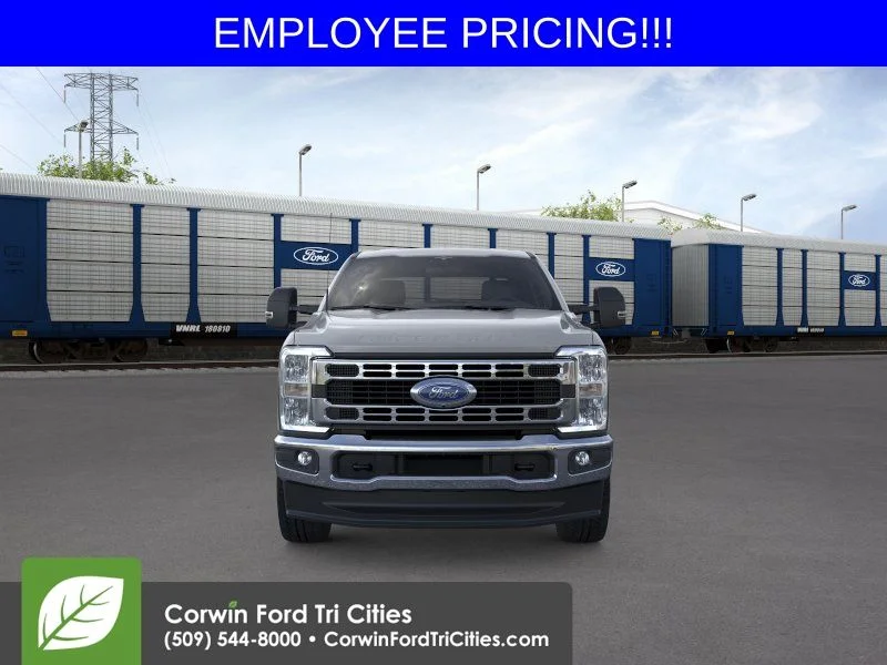 New 2026 Avalanche Ford XLT image 7