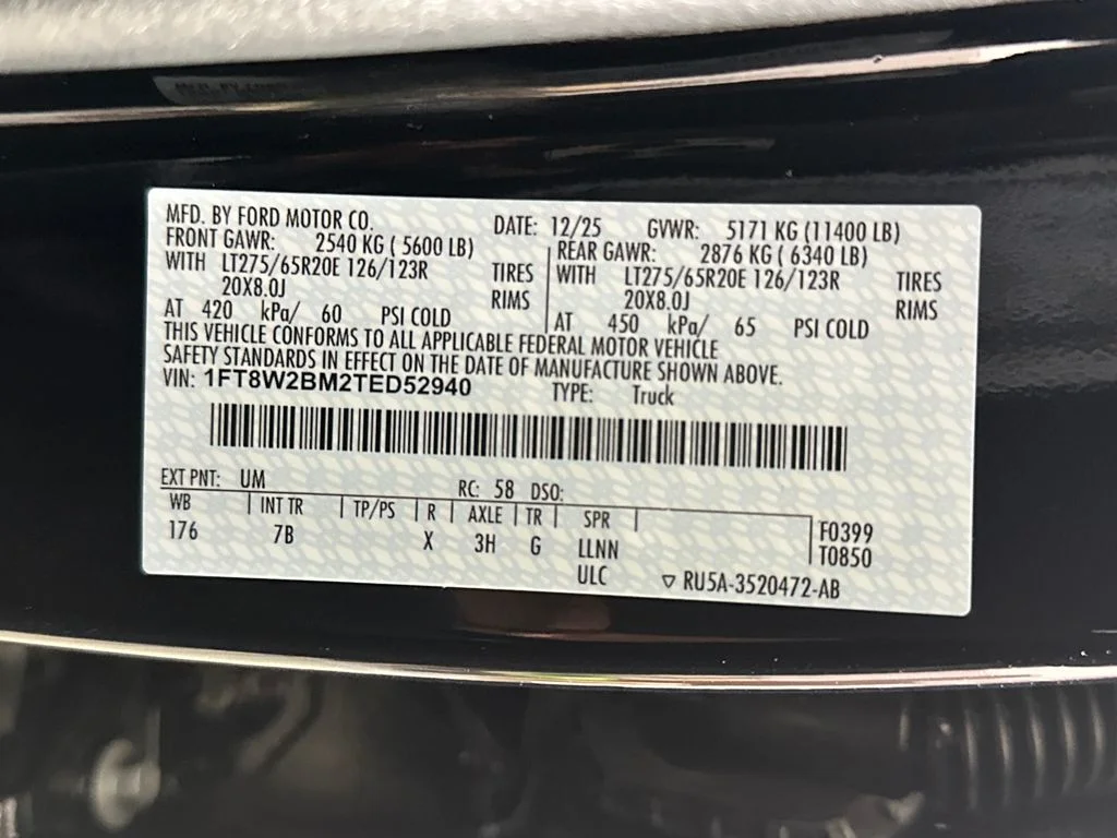 2026 Ford F-250 Super Duty Platinum - Photo 13