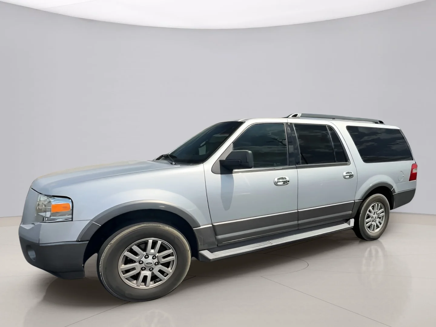 2011 Ford Expedition XLT EL's photo
