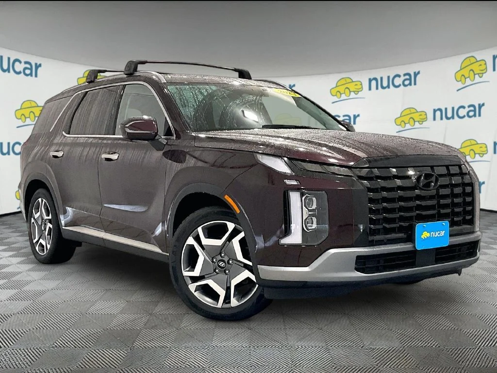 Used 2023 Sierra Burgundy Hyundai SEL image 1