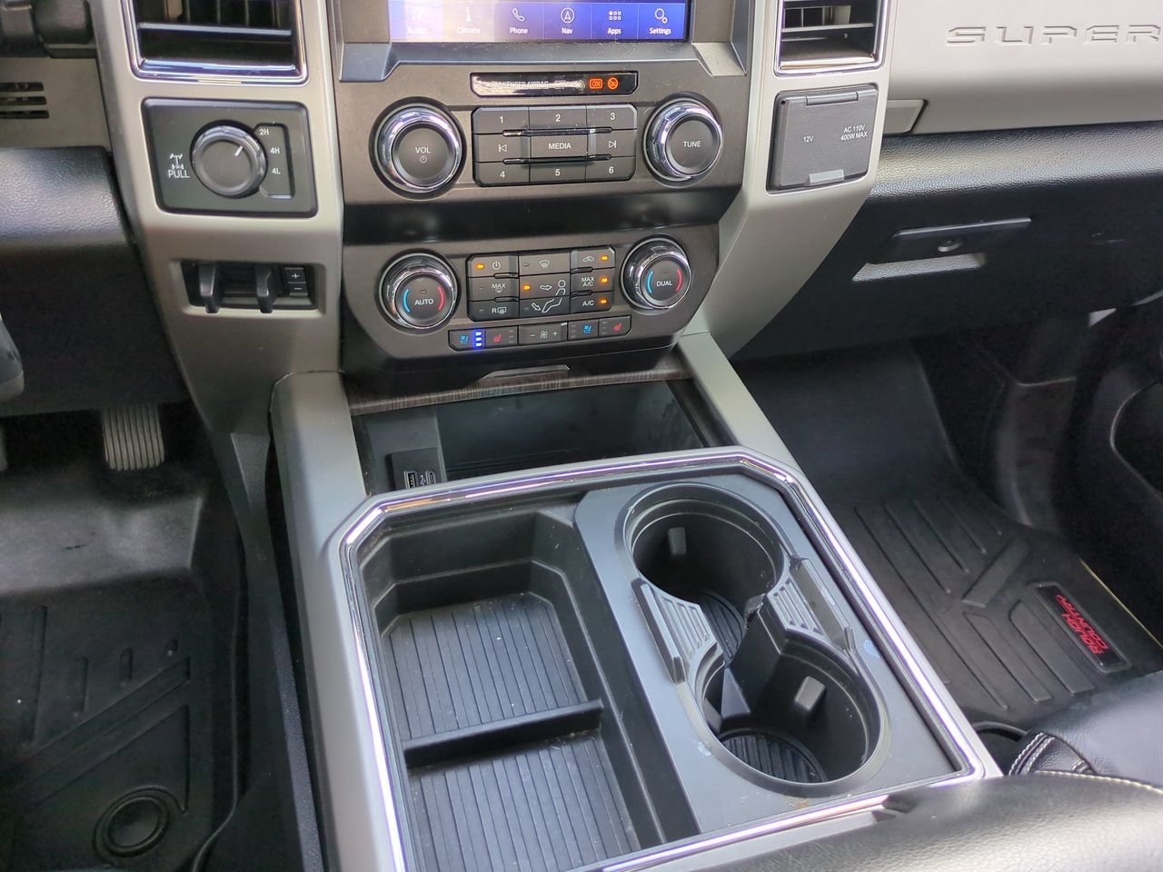 Used 2021  Ford  image 18