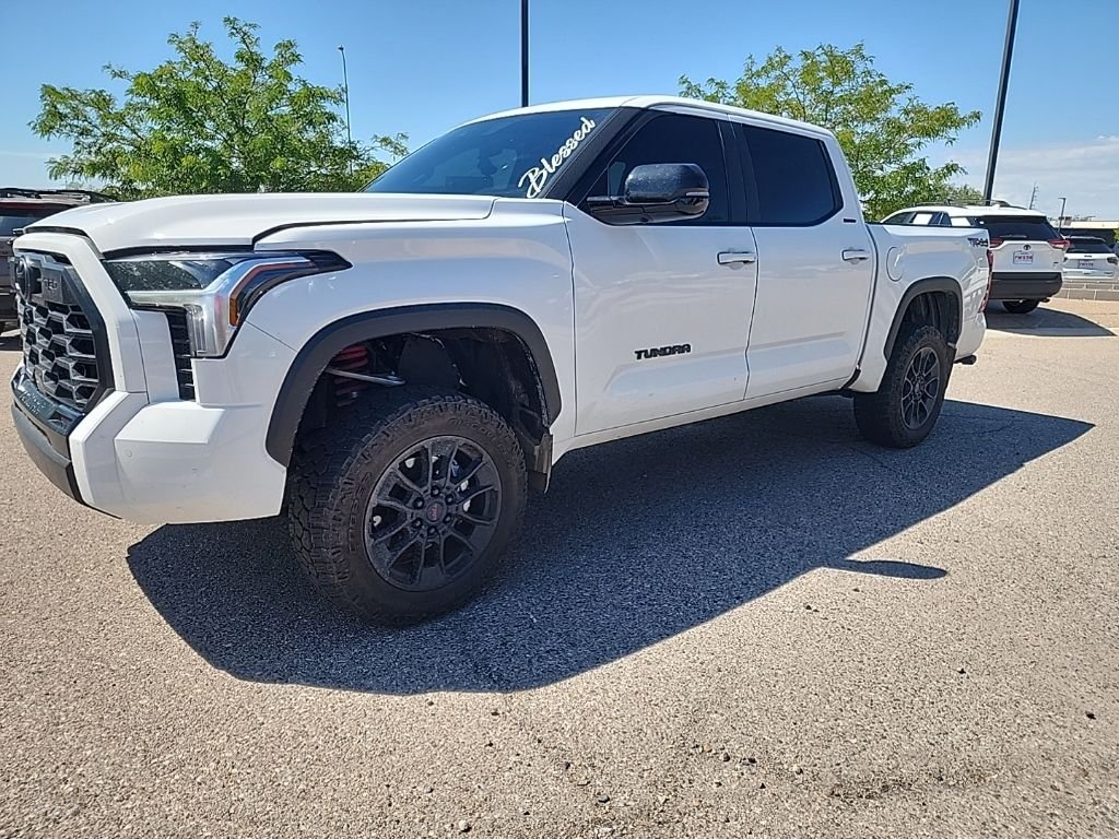 Used 2025 White Toyota Limited image 1