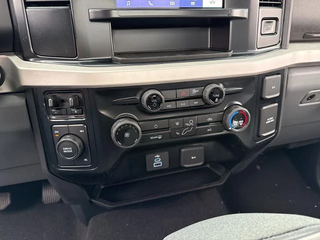 2025 Ford F-250 Super Duty XLT - Photo 59