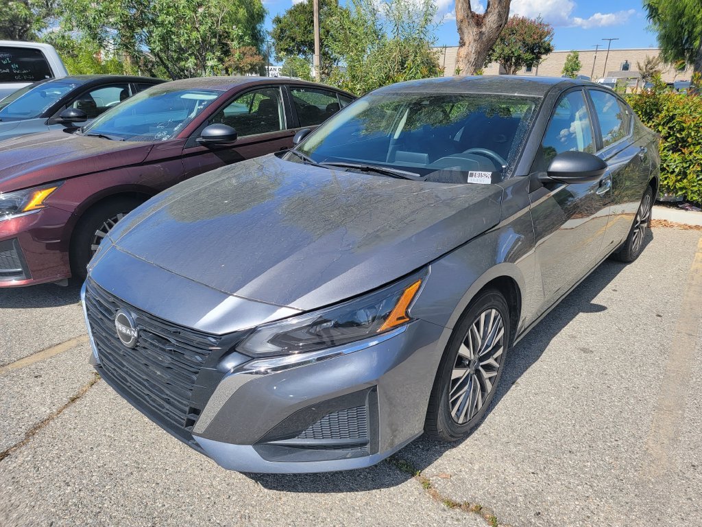 2025 Nissan Altima
