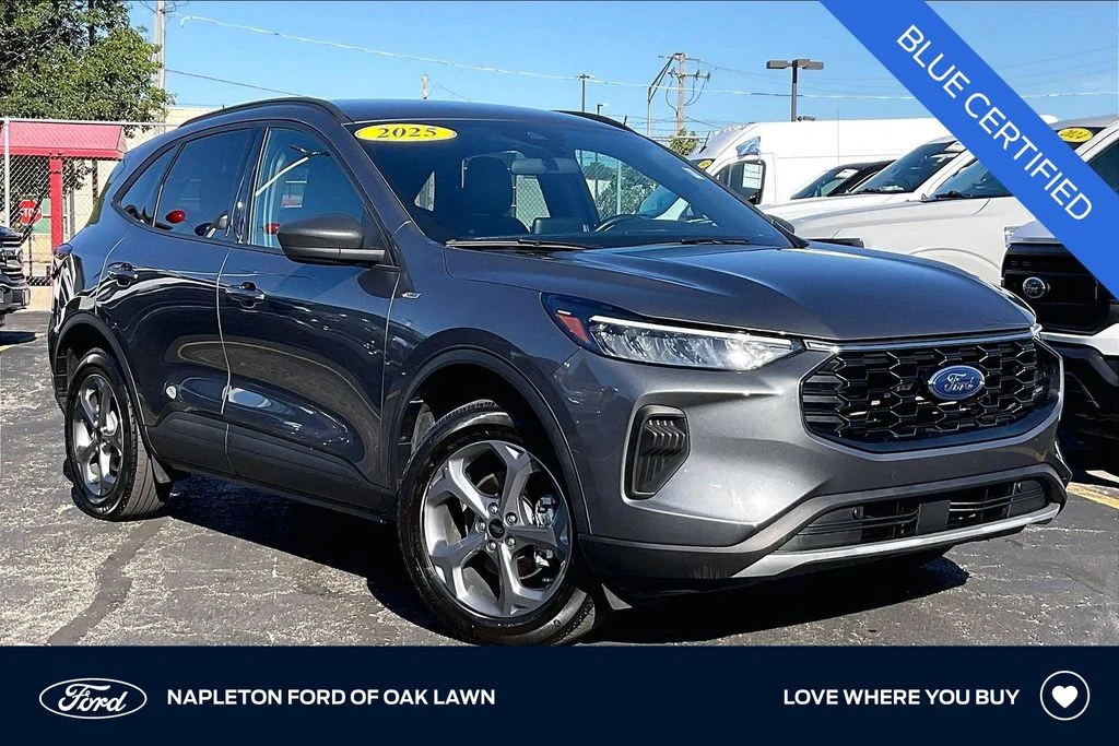 Used 2025 Gray Ford ST-Line image 1