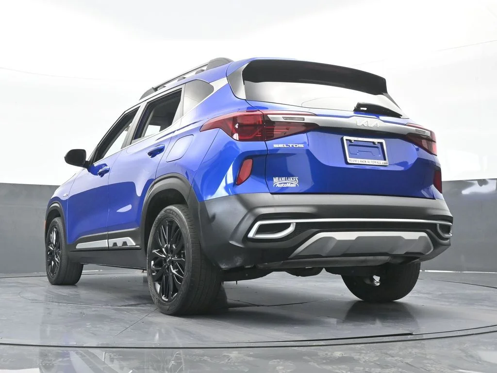 Used 2023 Neptune Blue Kia Nightfall image 56