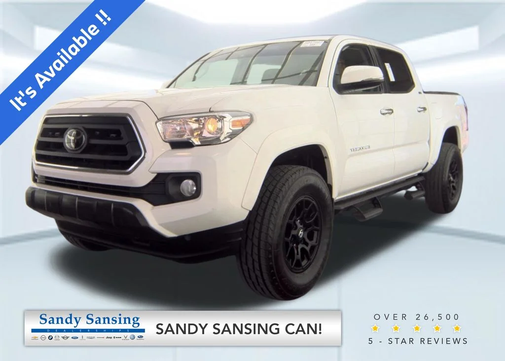 Used 2022 White Toyota SR5 image 1