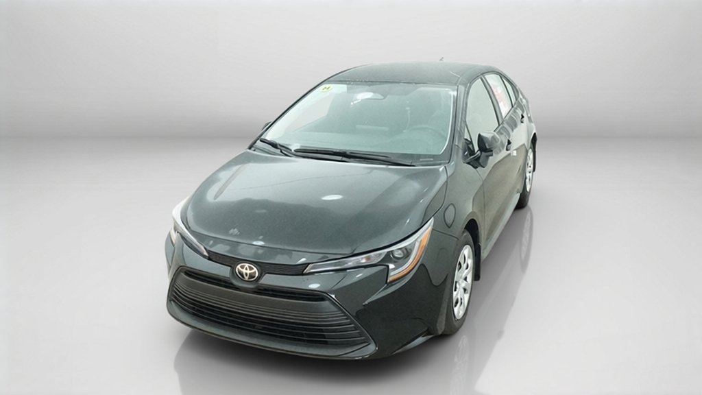 New 2027 Inked Toyota LE image 10