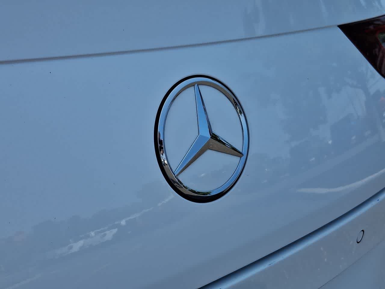 Used 2025 Polar White Mercedes-Benz CLA 250 image 28