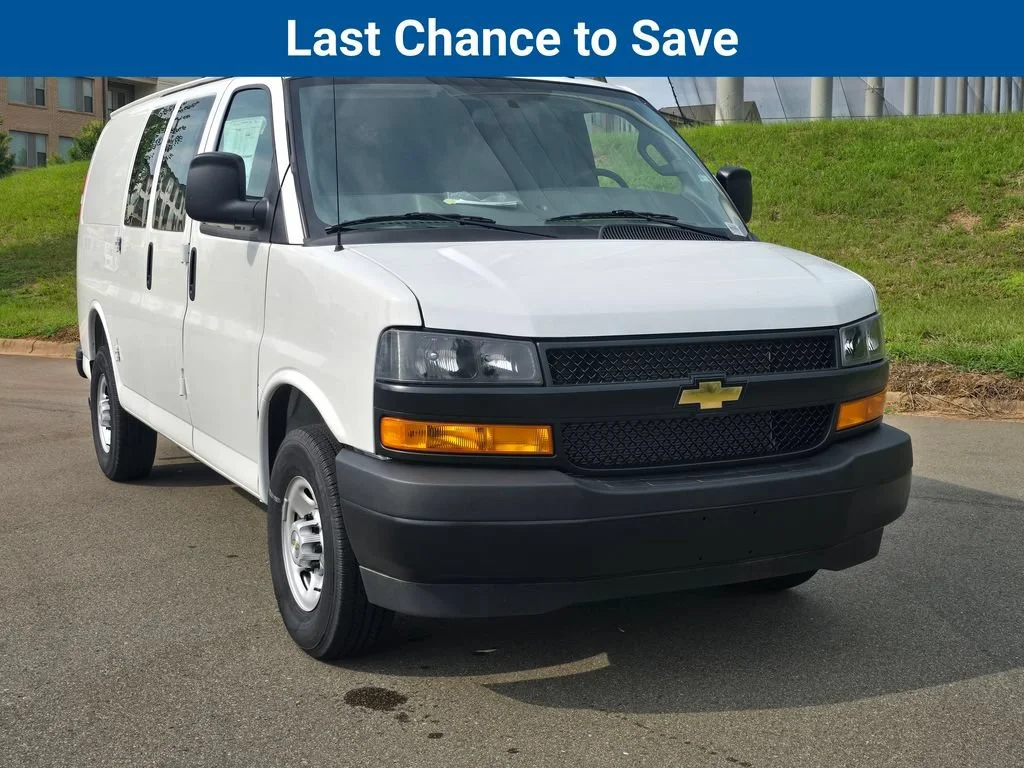 2025 Chevrolet Express Cargo Work Van - Photo 31