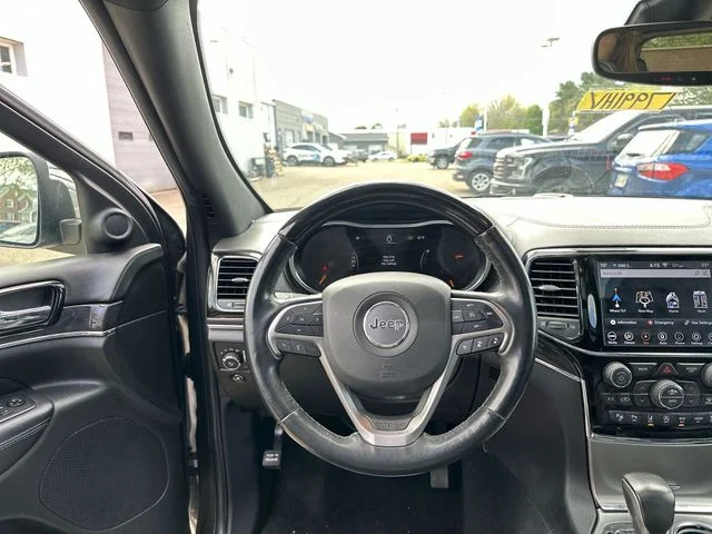 Used 2020 Gray Jeep Overland image 13