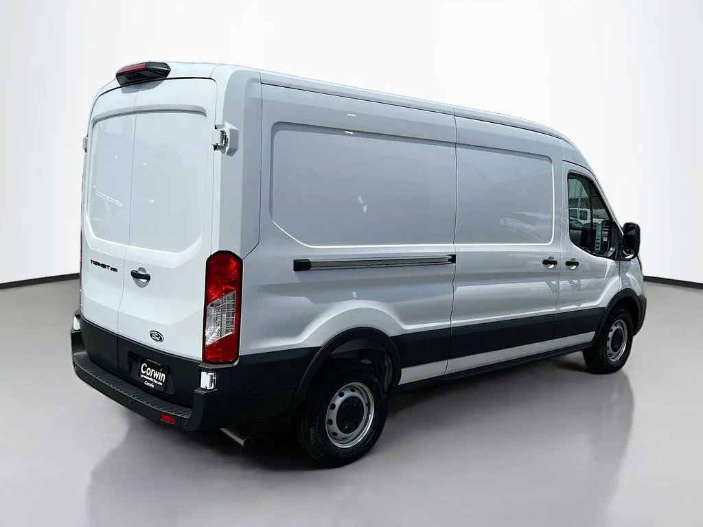 New 2026 Oxford White Ford Base image 13